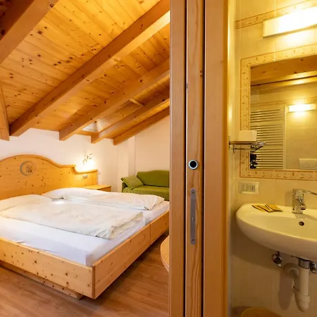 B.& B. Corradini Bed & Breakfast Castello-Molina di Fiemme